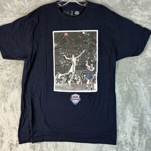 Stadium Essentials USA Basketball Graphic T-Shirt Navy Blue Mens Large NBA 2024‎